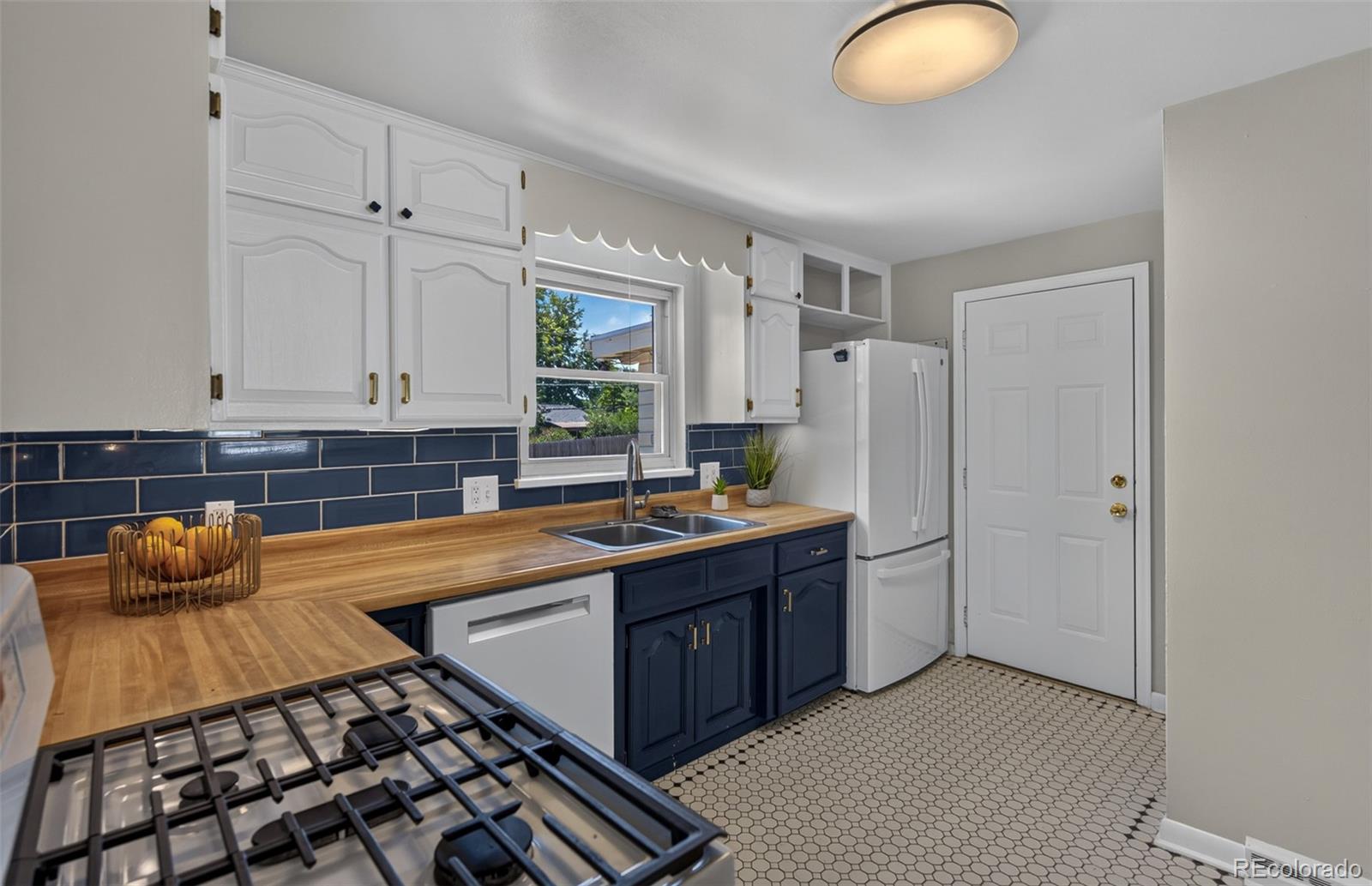 MLS Image #6 for 5770  estes street,arvada, Colorado