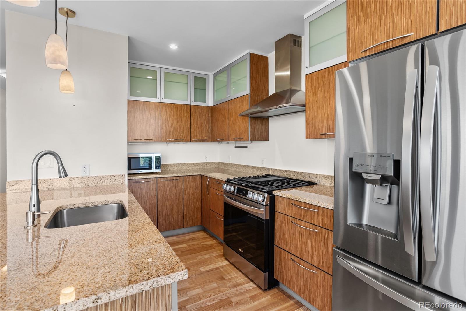 MLS Image #10 for 410  acoma street,denver, Colorado