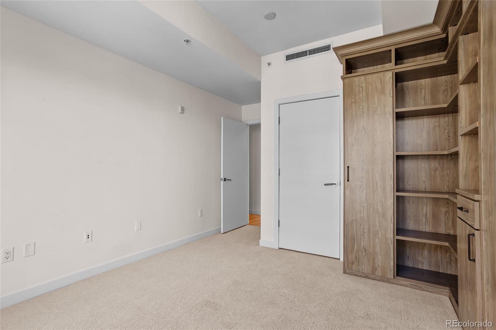 MLS Image #19 for 410  acoma street,denver, Colorado