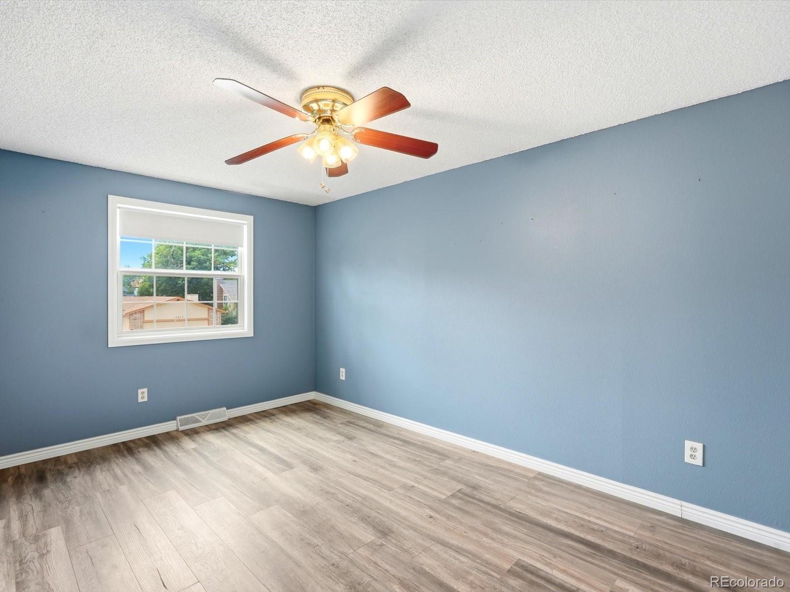 MLS Image #10 for 10414  iris way,broomfield, Colorado