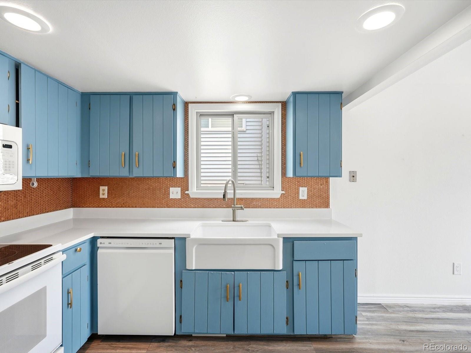 MLS Image #7 for 10414  iris way,broomfield, Colorado