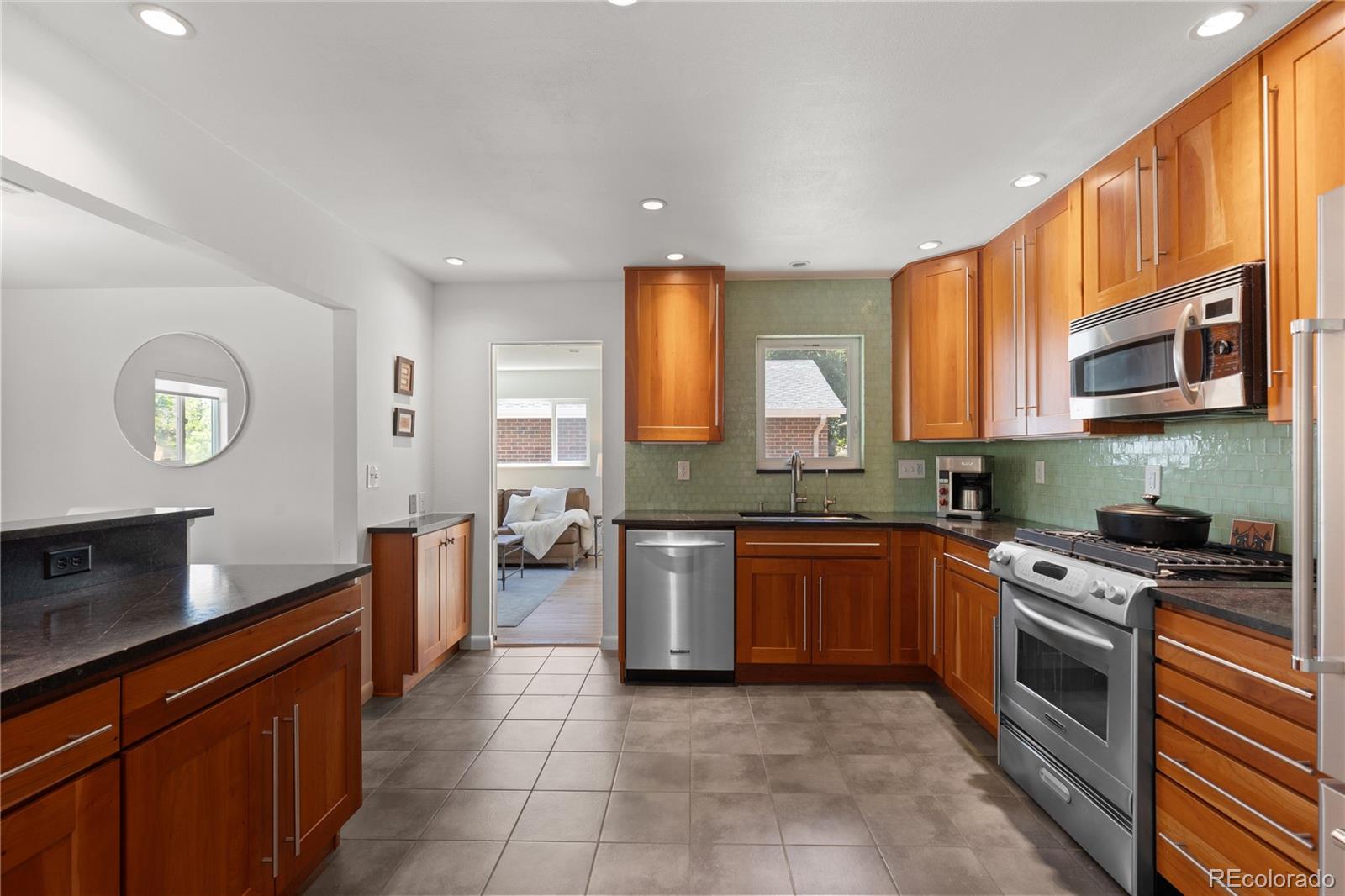 MLS Image #13 for 6100 s ivy street,centennial, Colorado