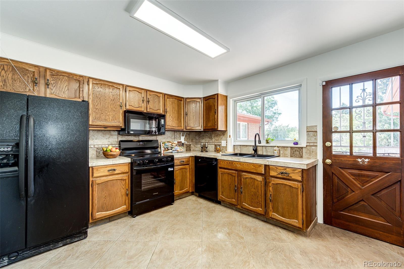 MLS Image #15 for 3344 w wagon trail drive,englewood, Colorado