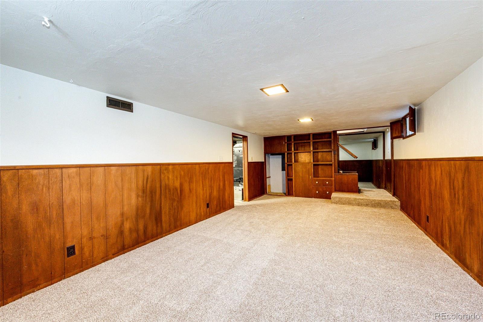 MLS Image #39 for 3344 w wagon trail drive,englewood, Colorado