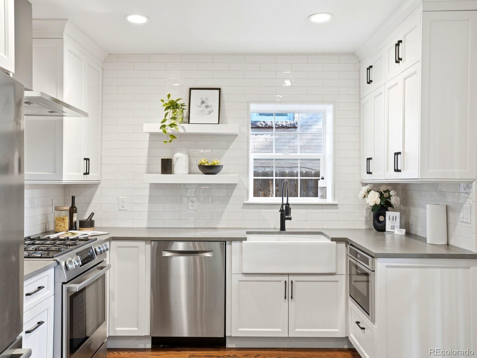 MLS Image #10 for 784 n corona street,denver, Colorado