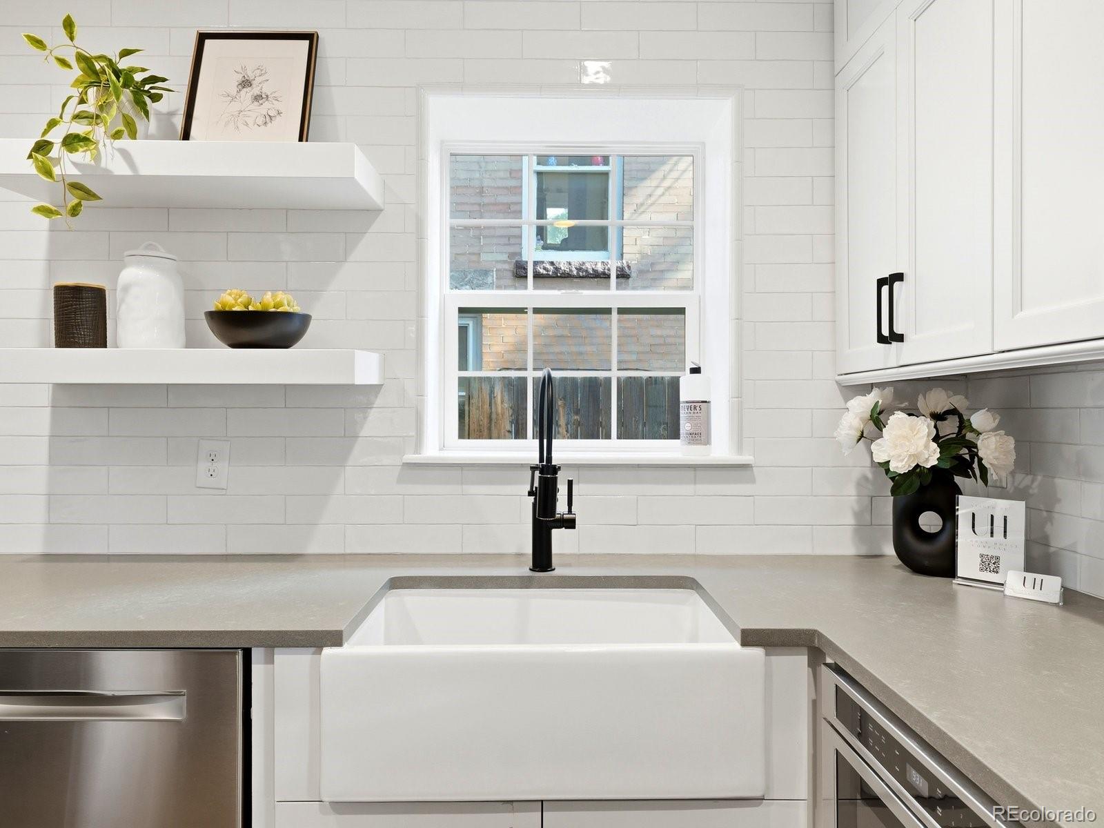 MLS Image #14 for 784 n corona street,denver, Colorado
