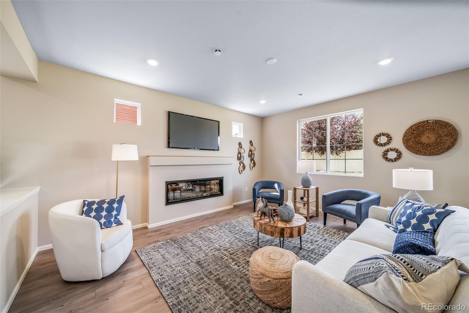 MLS Image #11 for 3674  crestwood lane,johnstown, Colorado