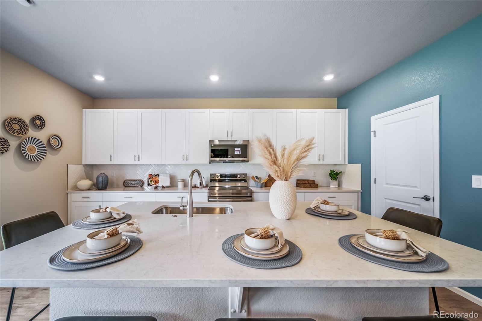 MLS Image #5 for 3674  crestwood lane,johnstown, Colorado