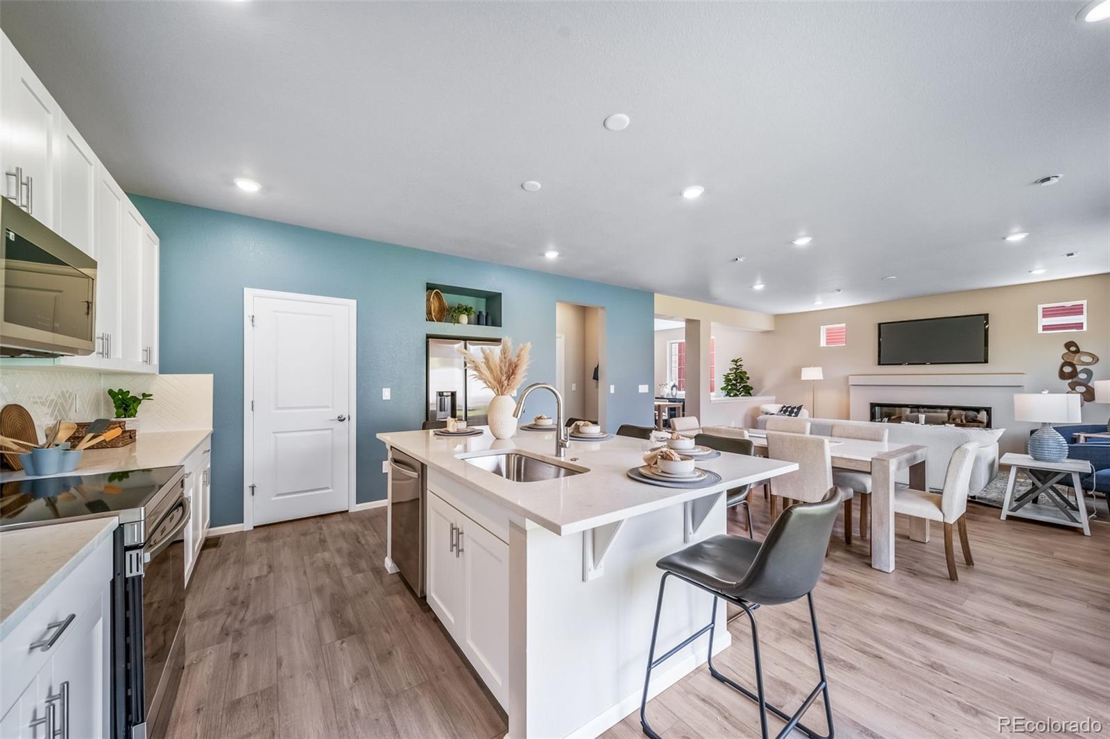MLS Image #7 for 3674  crestwood lane,johnstown, Colorado