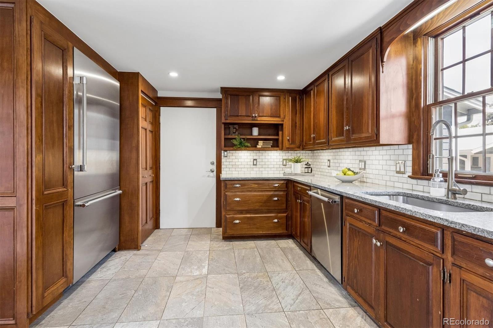 MLS Image #19 for 4009 s logan street,englewood, Colorado