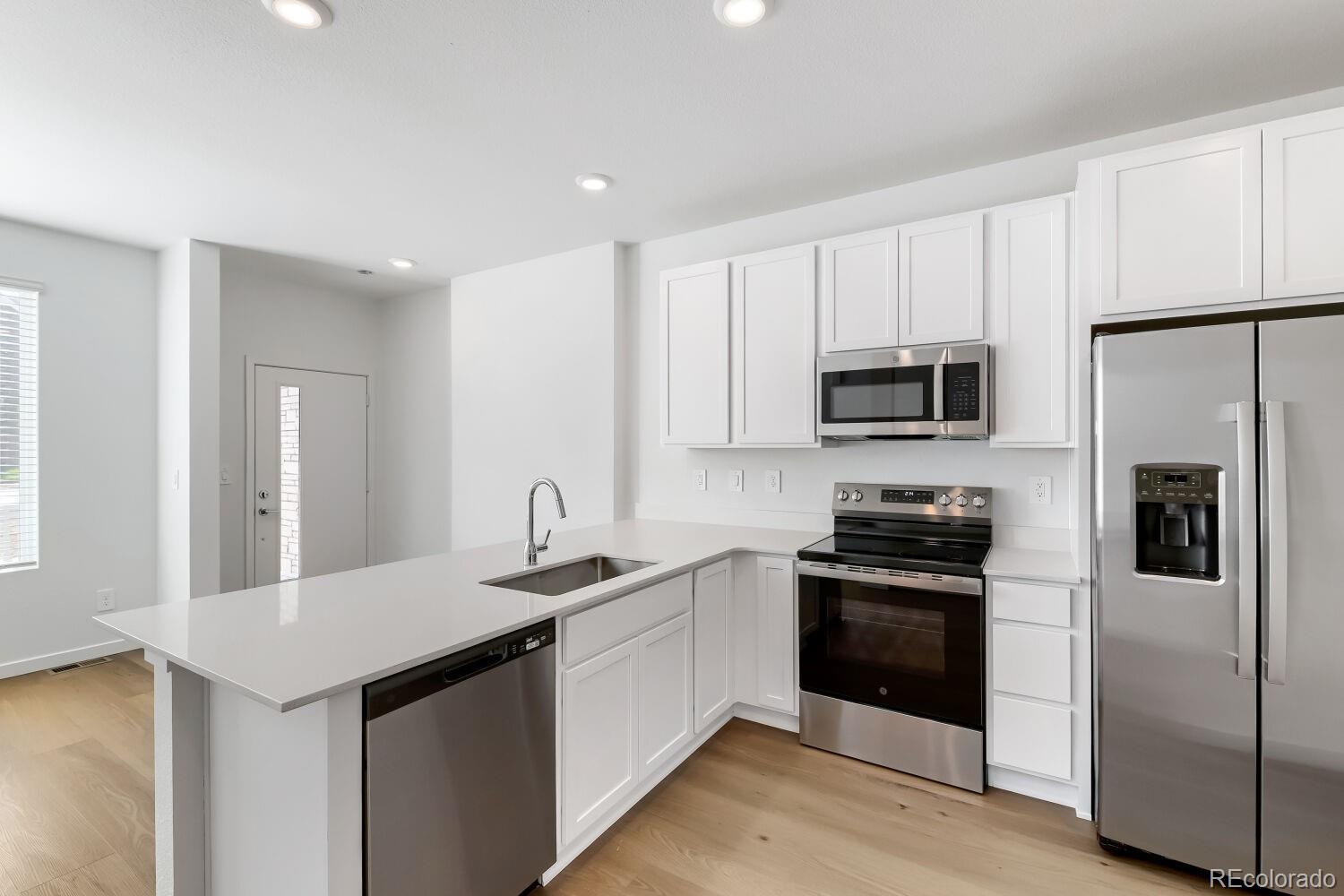 MLS Image #2 for 15205  clayton street,thornton, Colorado