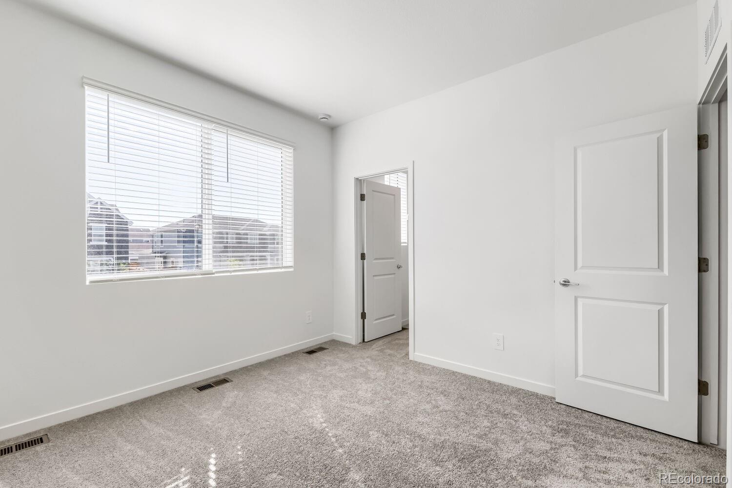 MLS Image #7 for 15205  clayton street,thornton, Colorado