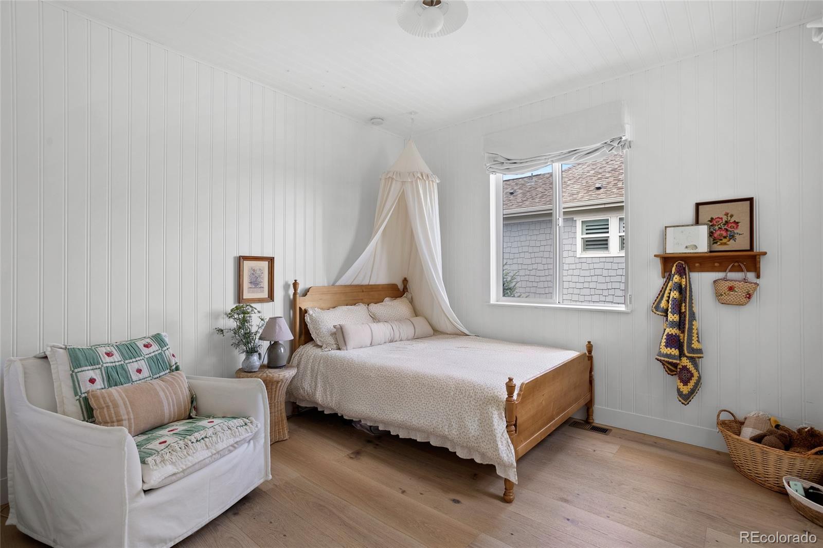 MLS Image #24 for 8205 e prairie meadow drive,denver, Colorado
