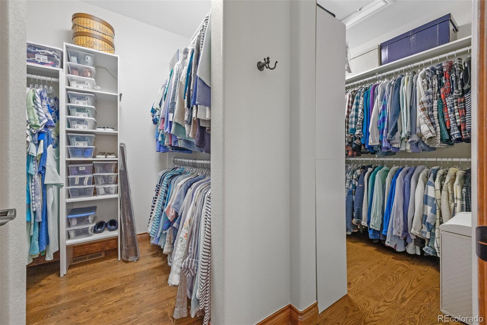 MLS Image #28 for 2362 s joyce street,denver, Colorado