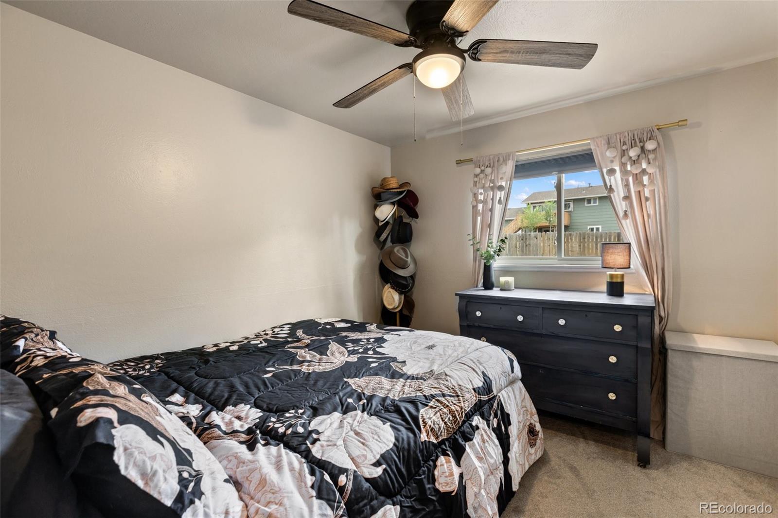 MLS Image #16 for 5221  smokehouse lane,colorado springs, Colorado