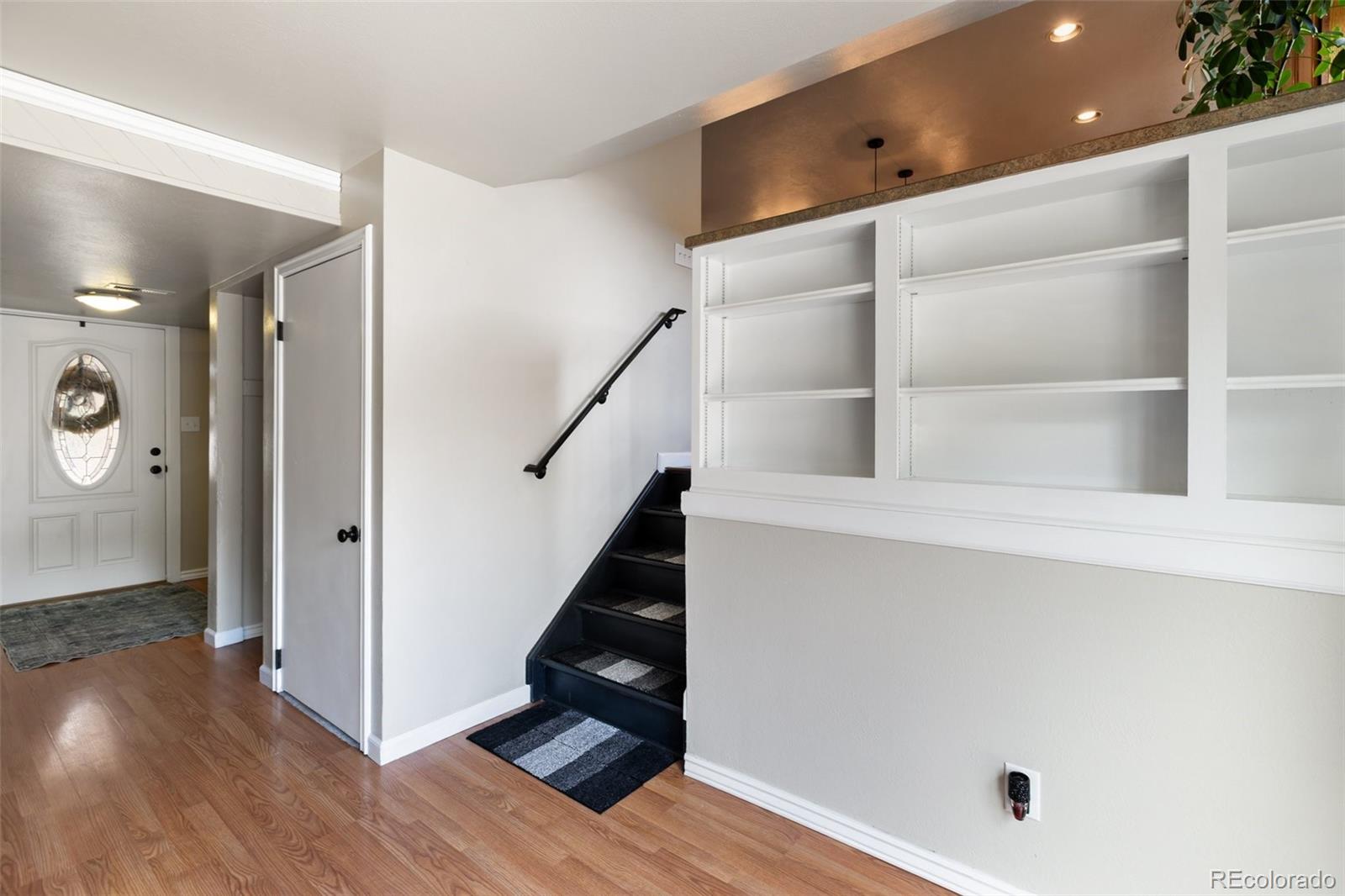 MLS Image #2 for 5221  smokehouse lane,colorado springs, Colorado
