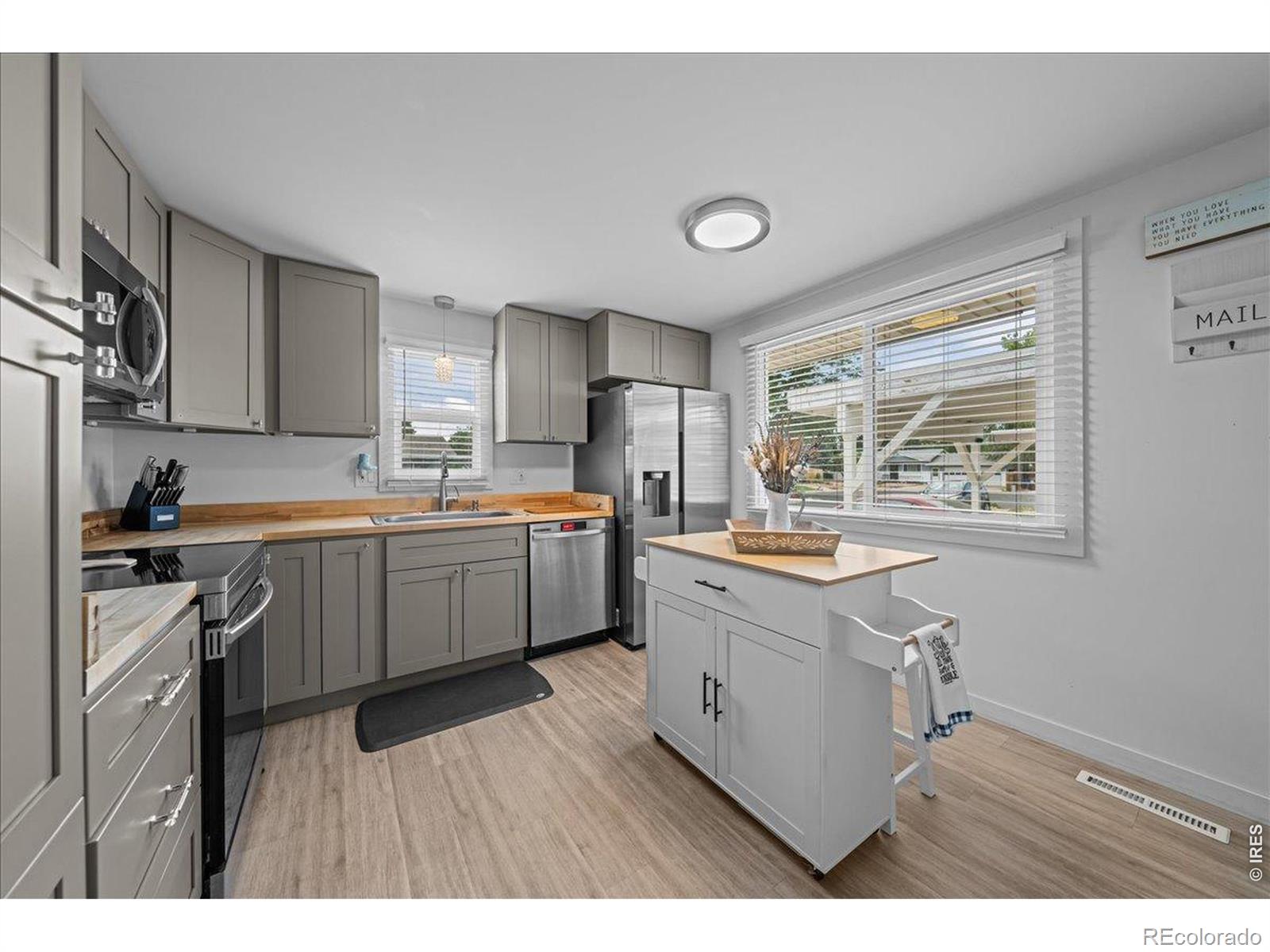 MLS Image #5 for 1502  carmelita court,platteville, Colorado