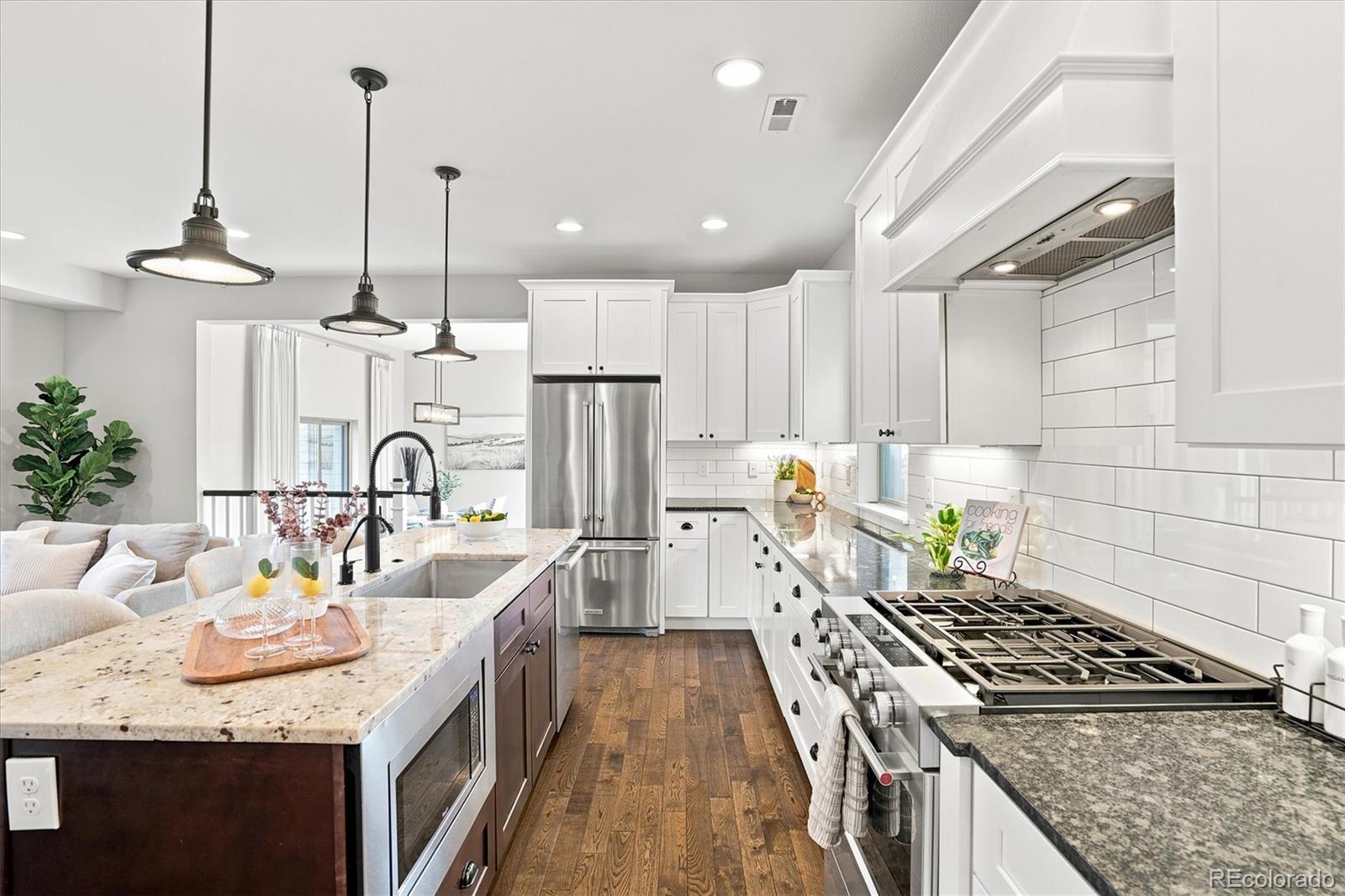 MLS Image #18 for 2030 s humboldt street,denver, Colorado