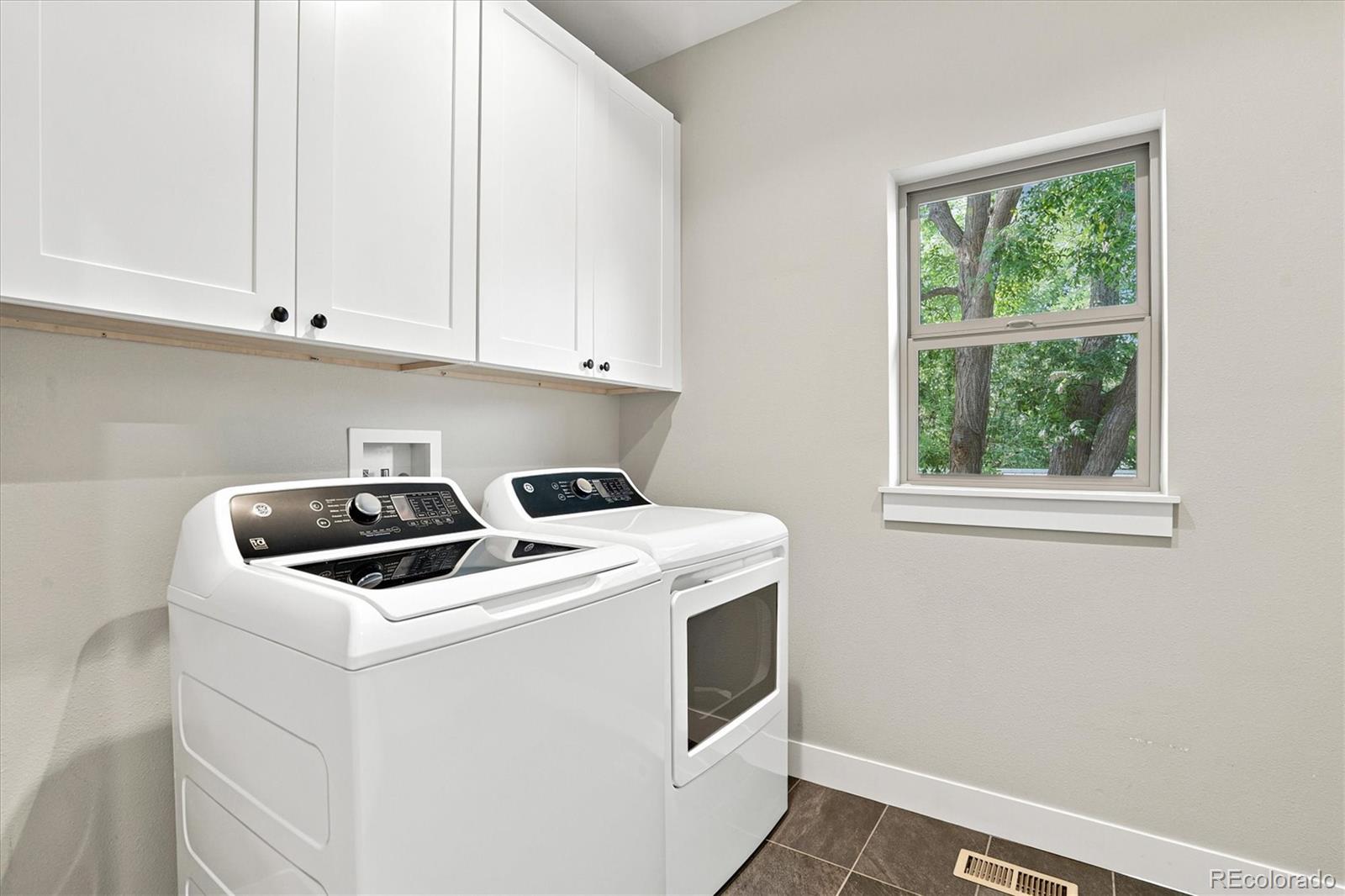 MLS Image #32 for 2030 s humboldt street,denver, Colorado