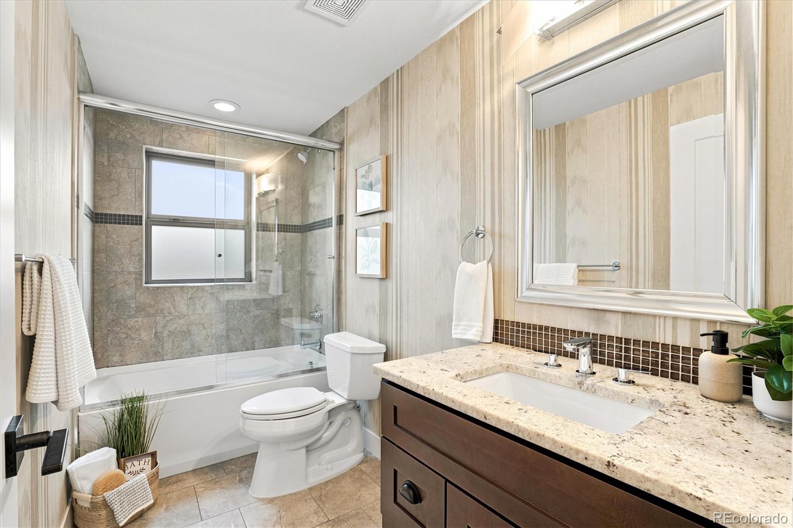 MLS Image #8 for 2030 s humboldt street,denver, Colorado