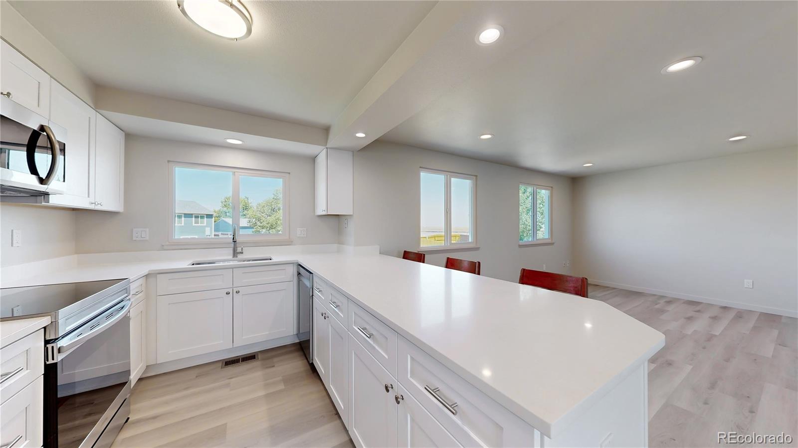 MLS Image #6 for 113  madison drive,bennett, Colorado