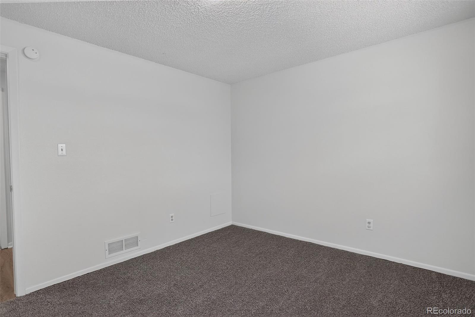 MLS Image #6 for 9-11  birdsill place,longmont, Colorado