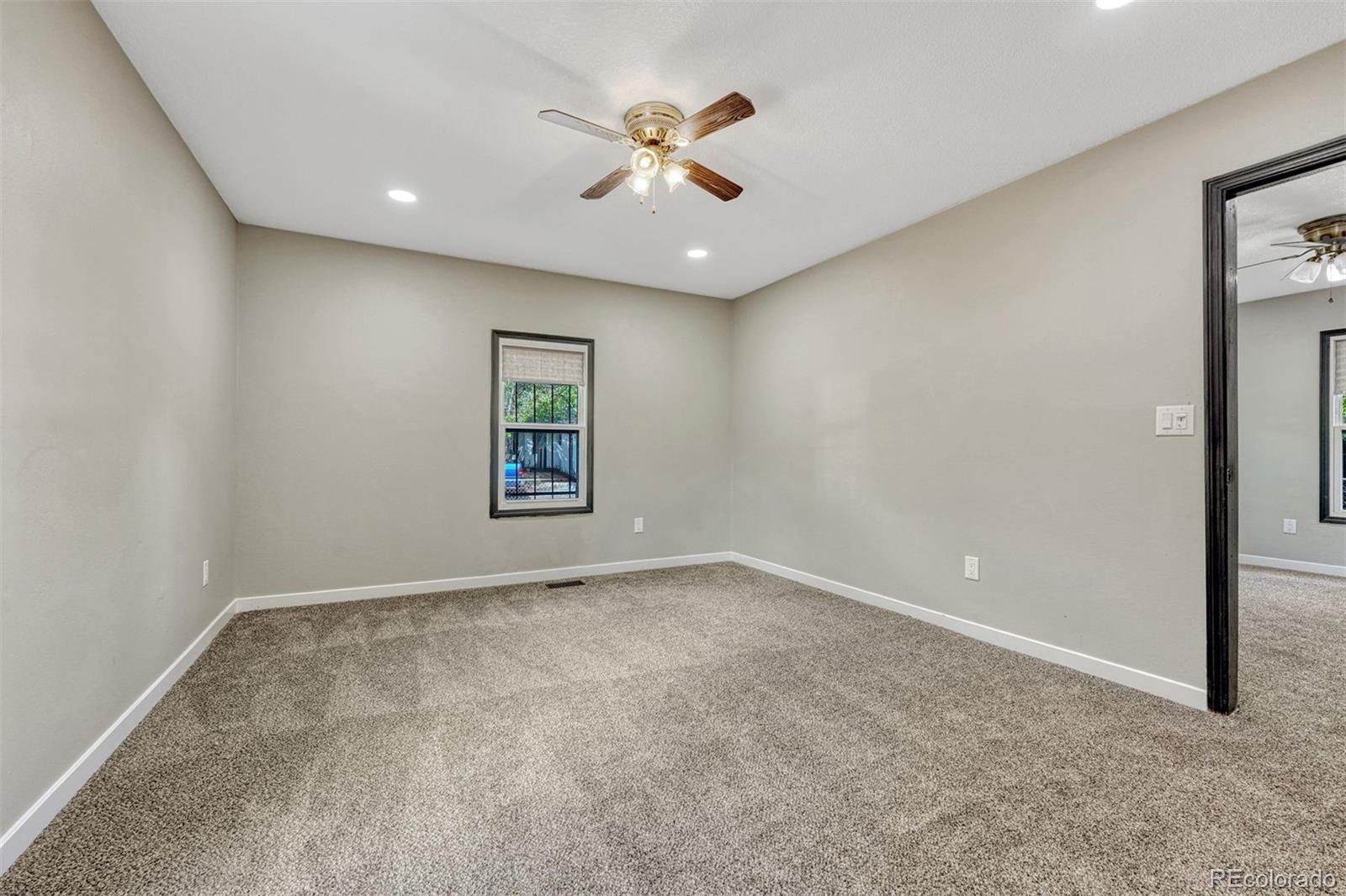MLS Image #11 for 929 s arcadia street,colorado springs, Colorado