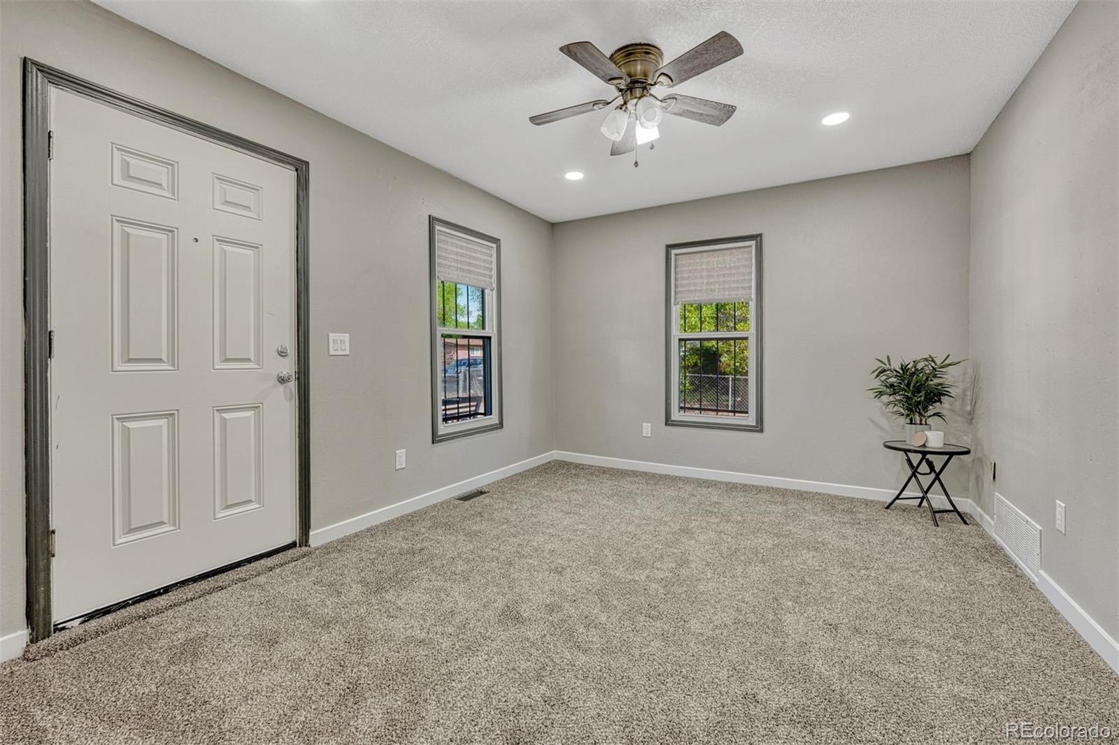 MLS Image #6 for 929 s arcadia street,colorado springs, Colorado