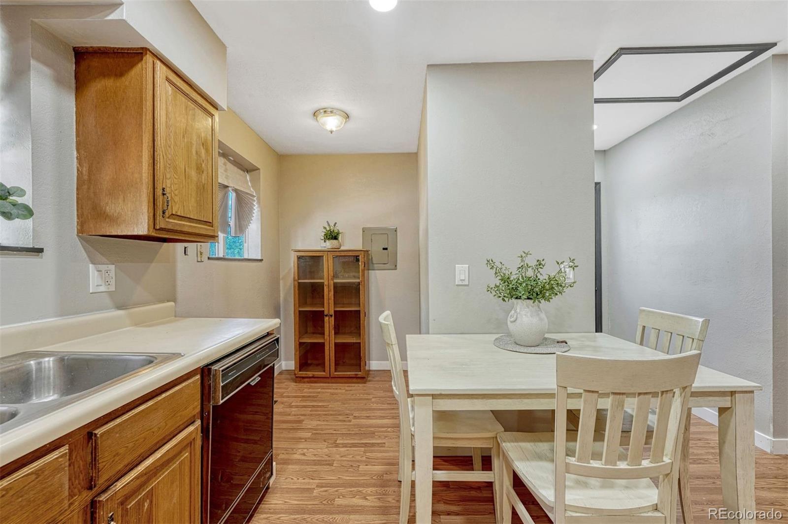 MLS Image #7 for 929 s arcadia street,colorado springs, Colorado