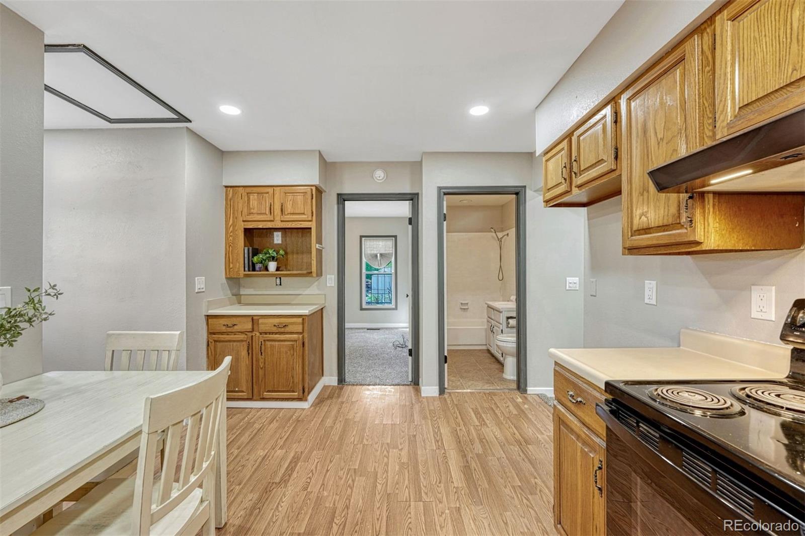 MLS Image #8 for 929 s arcadia street,colorado springs, Colorado