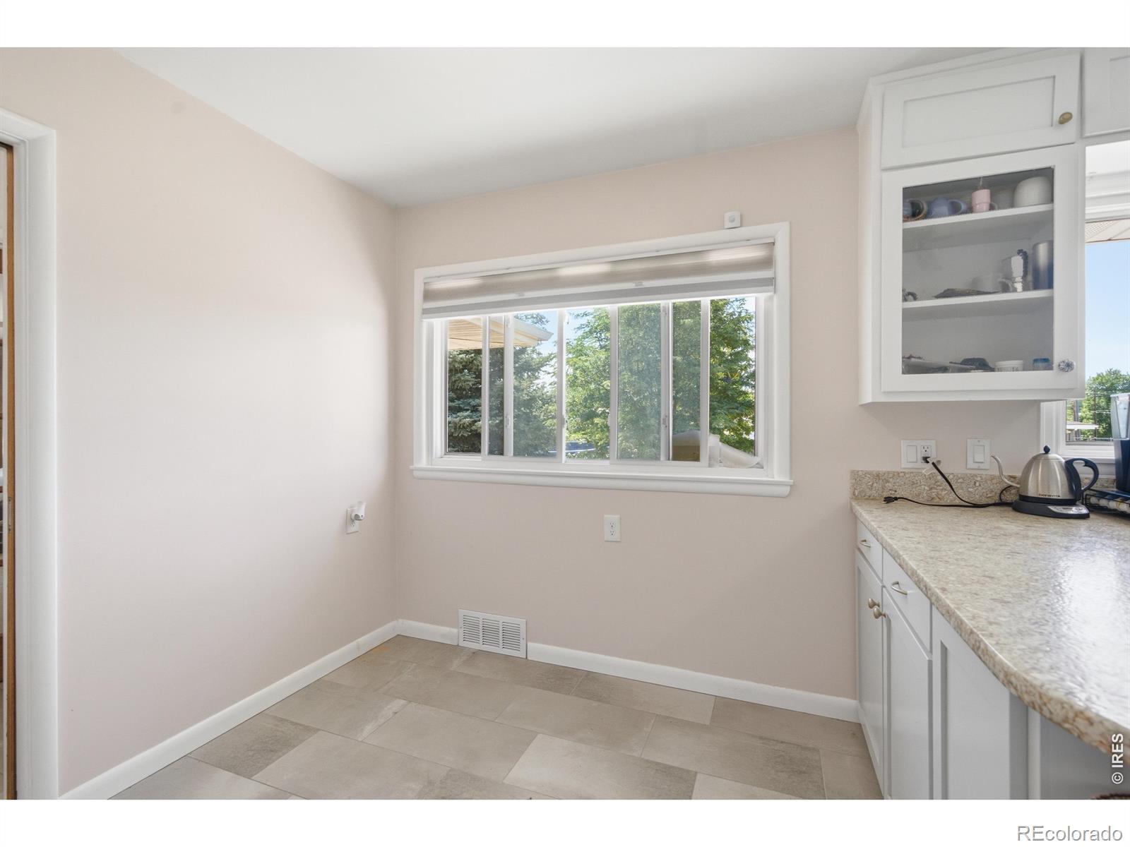 MLS Image #11 for 1360  pine street,loveland, Colorado