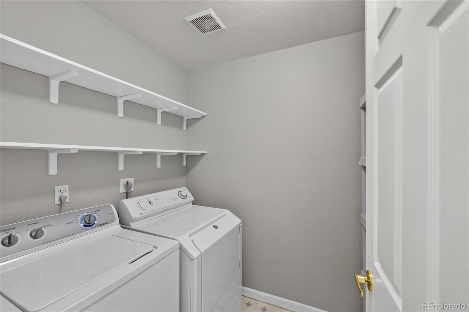 MLS Image #16 for 2852 w centennial drive,littleton, Colorado