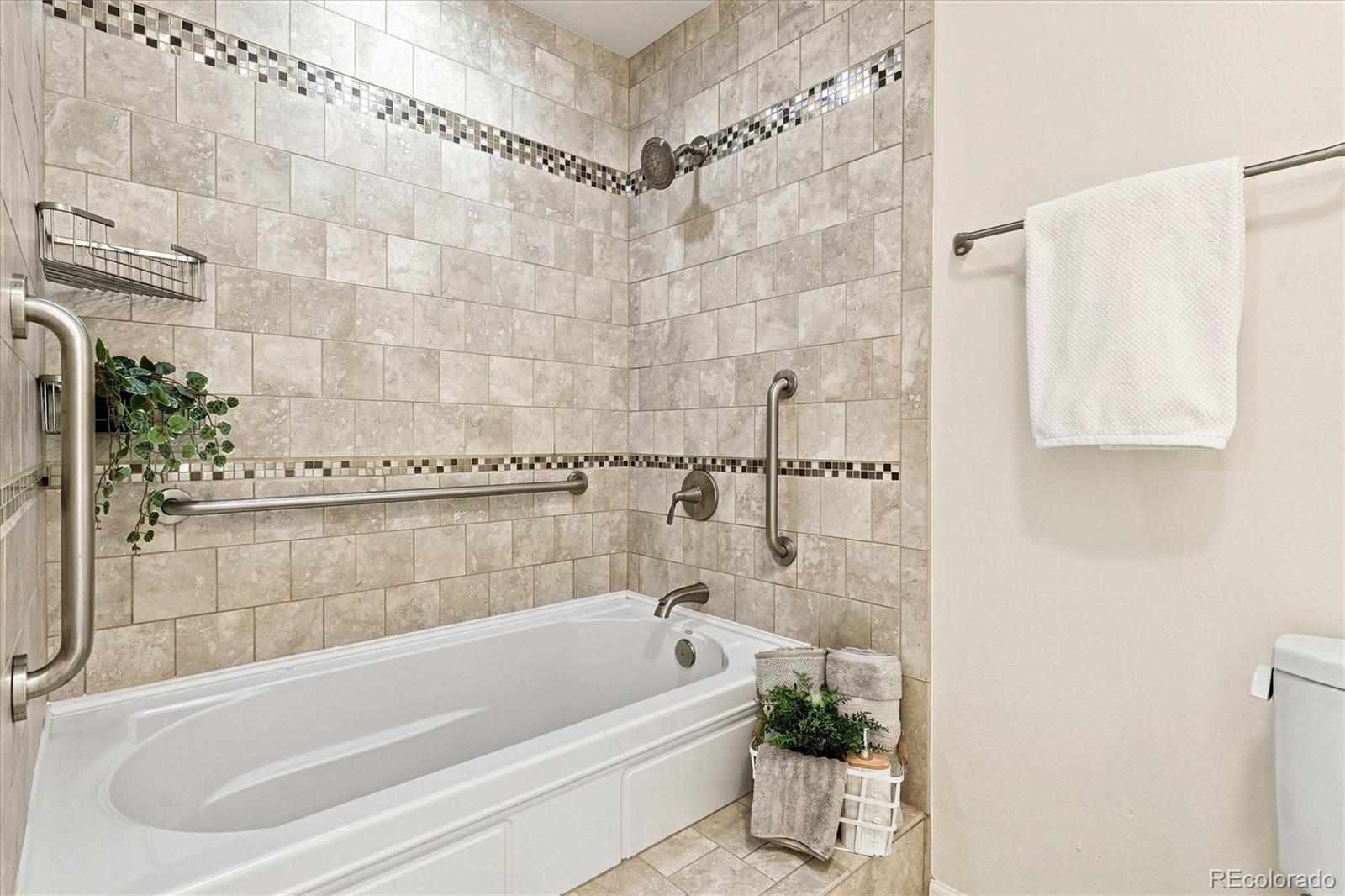 MLS Image #28 for 6356 s glencoe court,centennial, Colorado