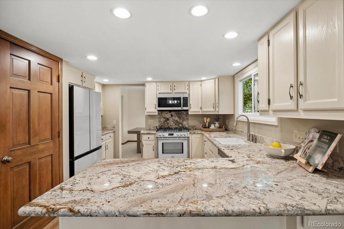 MLS Image #17 for 16793 e prentice circle,aurora, Colorado