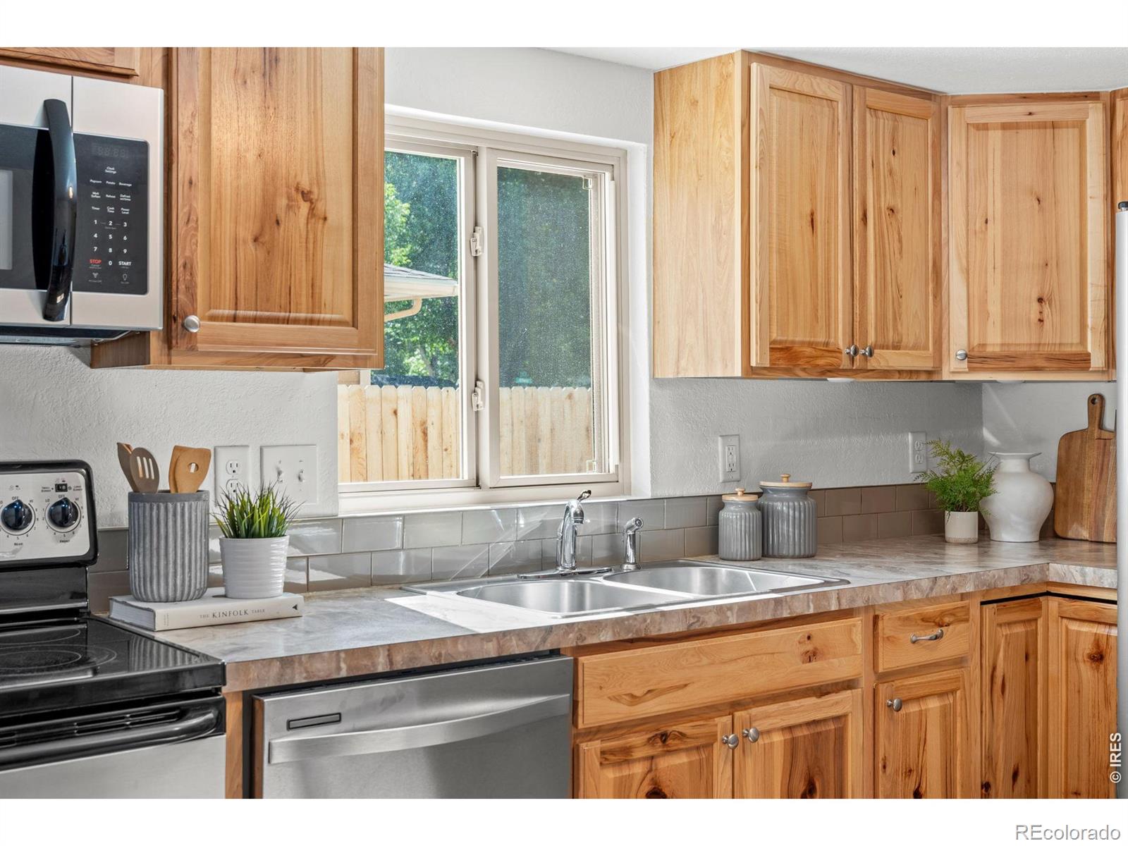 MLS Image #9 for 1321 e 5th street,loveland, Colorado