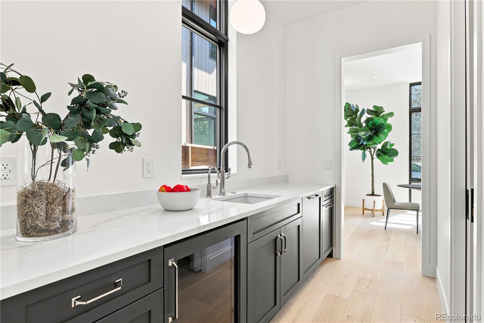 MLS Image #12 for 1505 s gaylord street,denver, Colorado