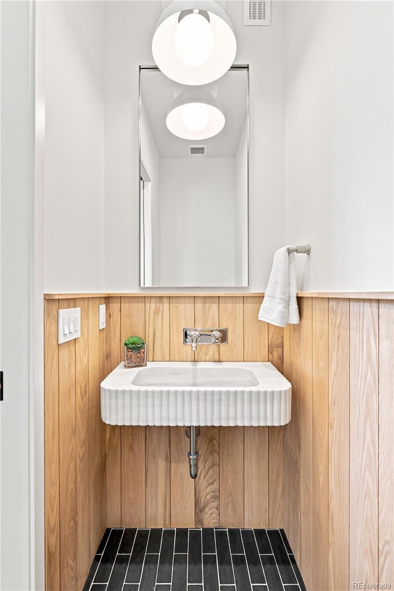 MLS Image #14 for 1505 s gaylord street,denver, Colorado