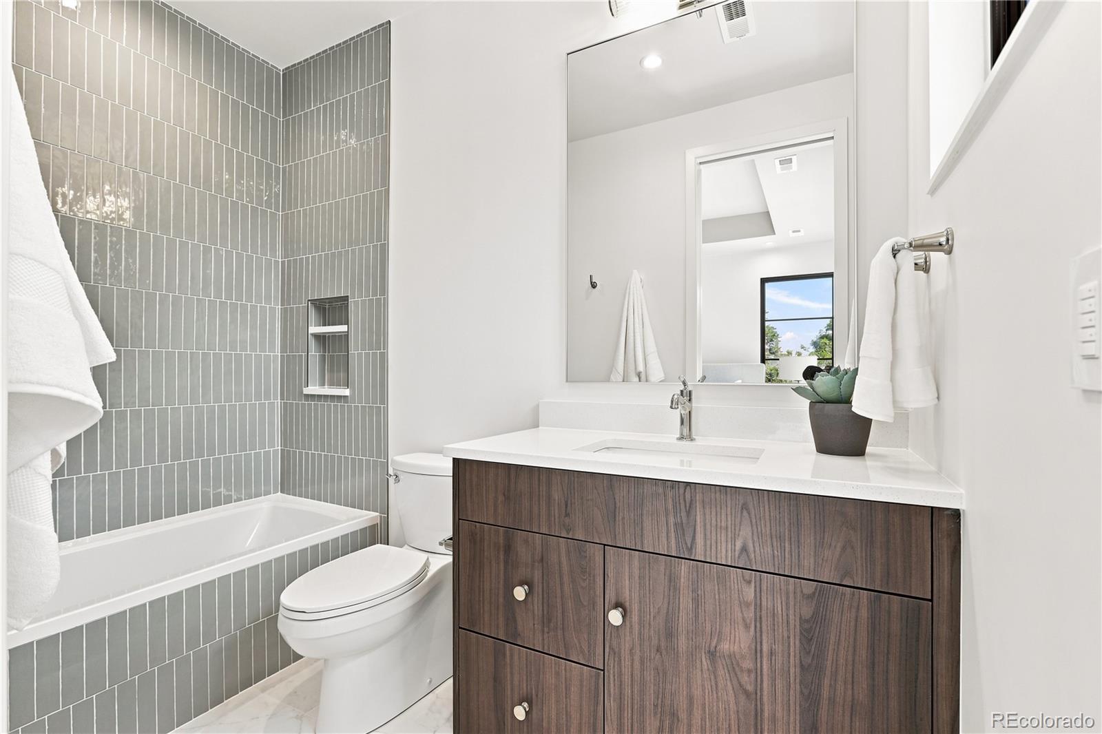 MLS Image #27 for 1505 s gaylord street,denver, Colorado