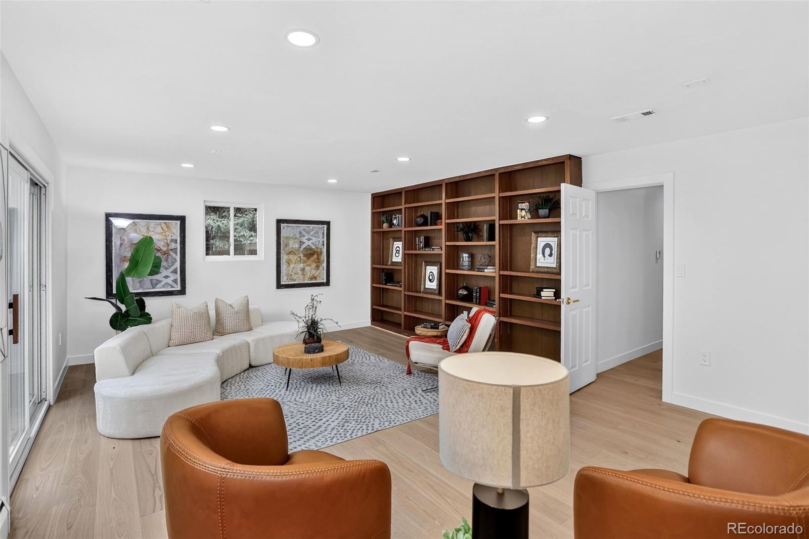 MLS Image #10 for 3723 s hudson street,denver, Colorado