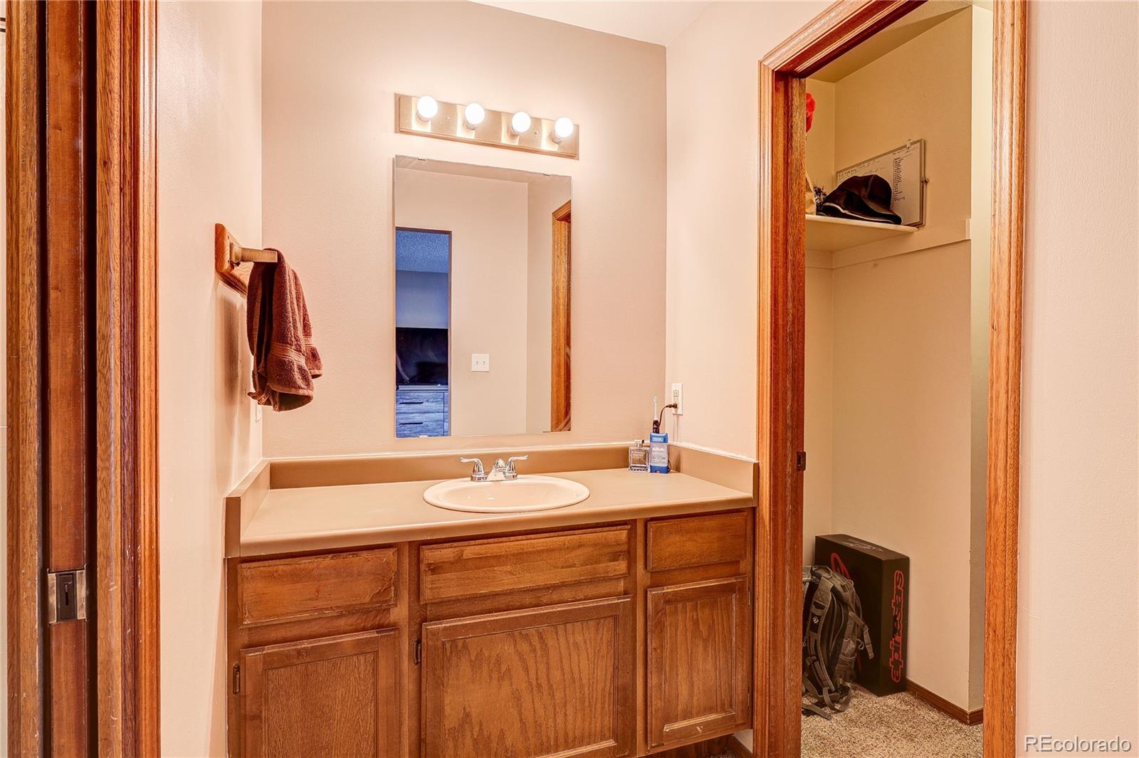 MLS Image #16 for 2054 s balsam street,lakewood, Colorado