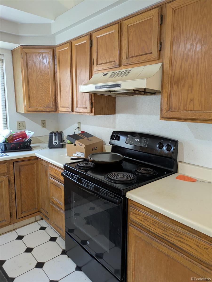 MLS Image #6 for 1163 s flower circle,lakewood, Colorado