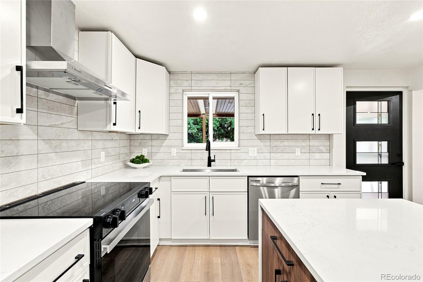MLS Image #11 for 12128 w 62nd place,arvada, Colorado