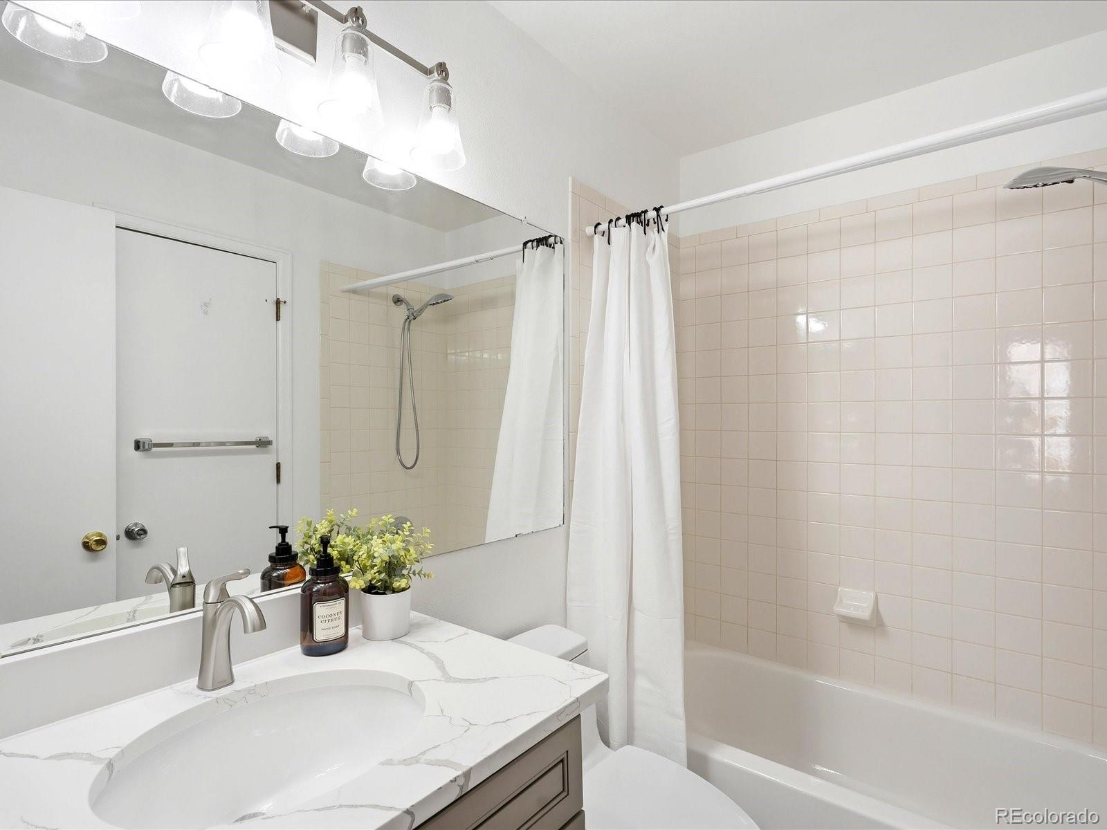 MLS Image #14 for 8386 w 87th drive a,arvada, Colorado