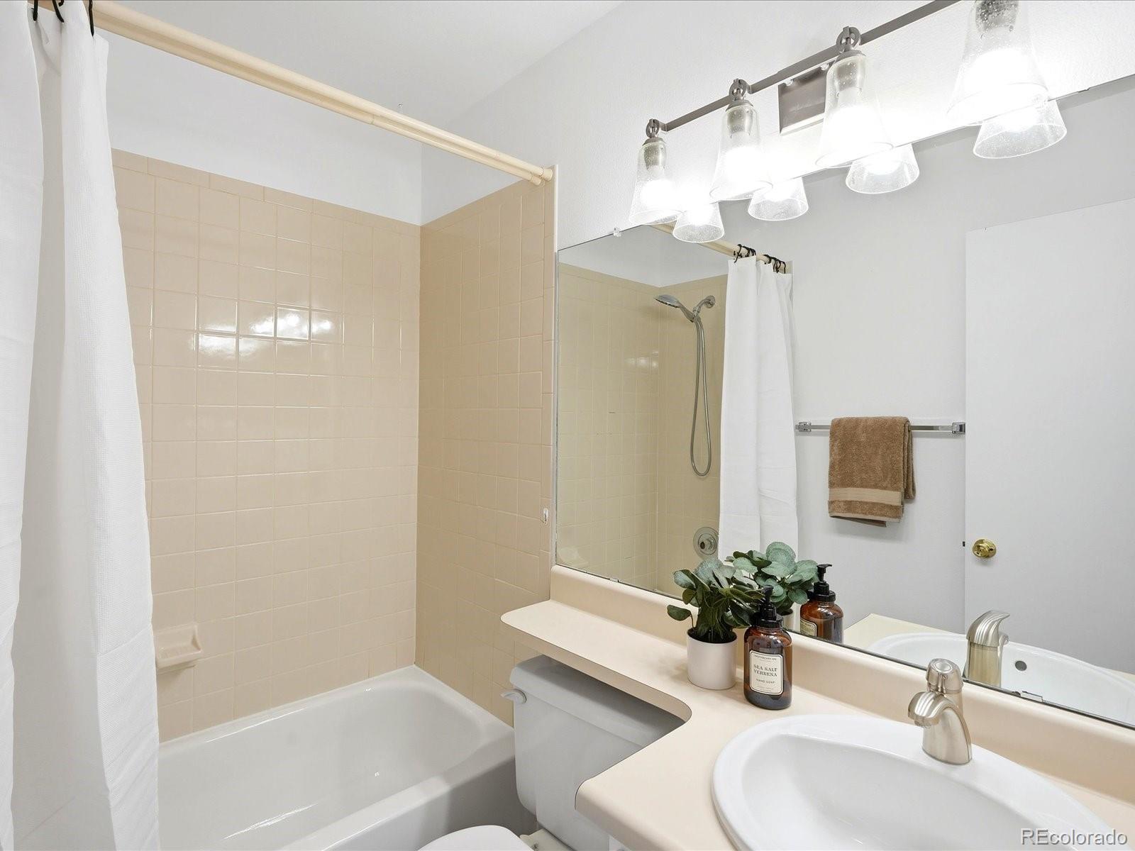 MLS Image #18 for 8386 w 87th drive a,arvada, Colorado