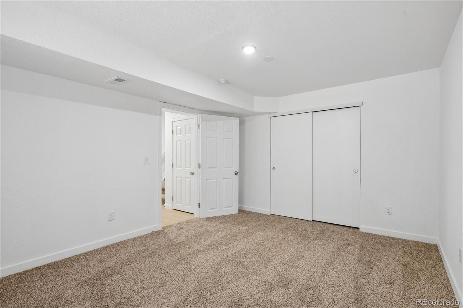 MLS Image #27 for 1156 s rifle circle,aurora, Colorado