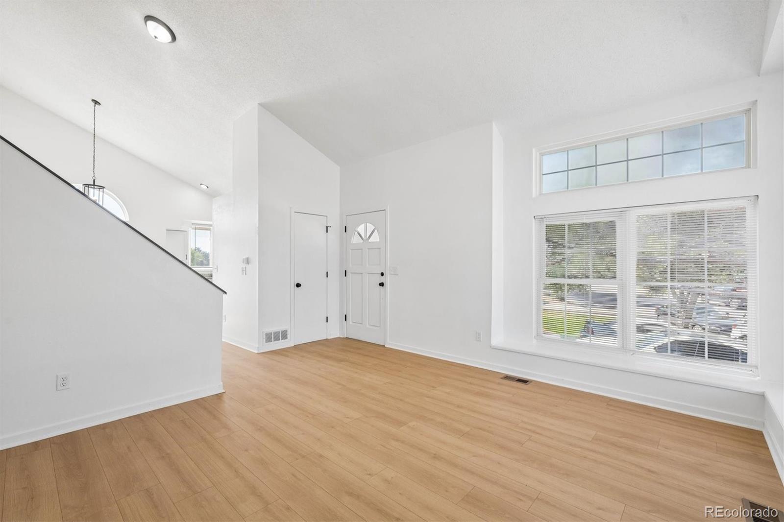 MLS Image #4 for 1156 s rifle circle,aurora, Colorado