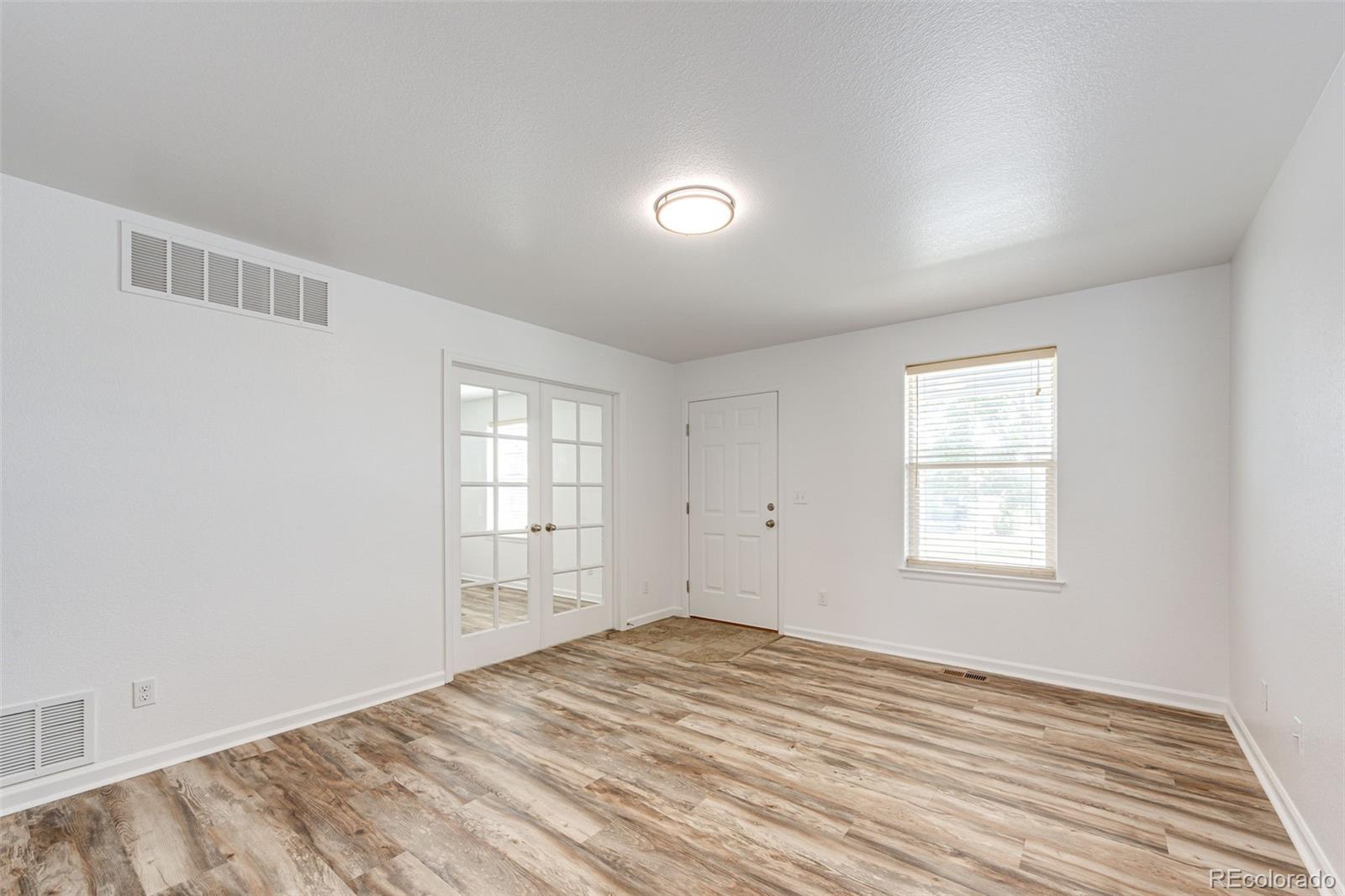 MLS Image #13 for 2703  rose hill street,strasburg, Colorado