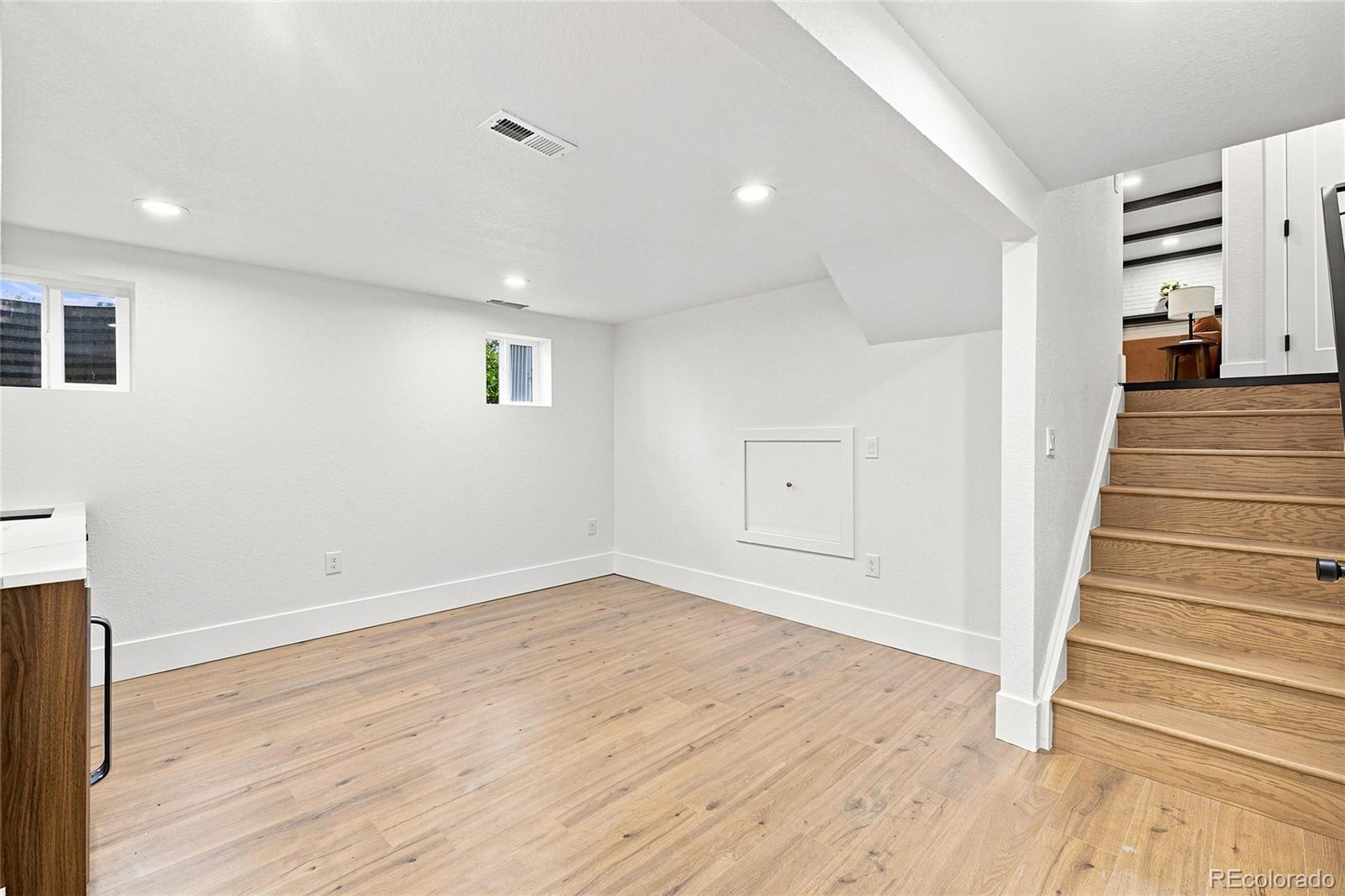 MLS Image #20 for 7042 e wesley avenue,denver, Colorado
