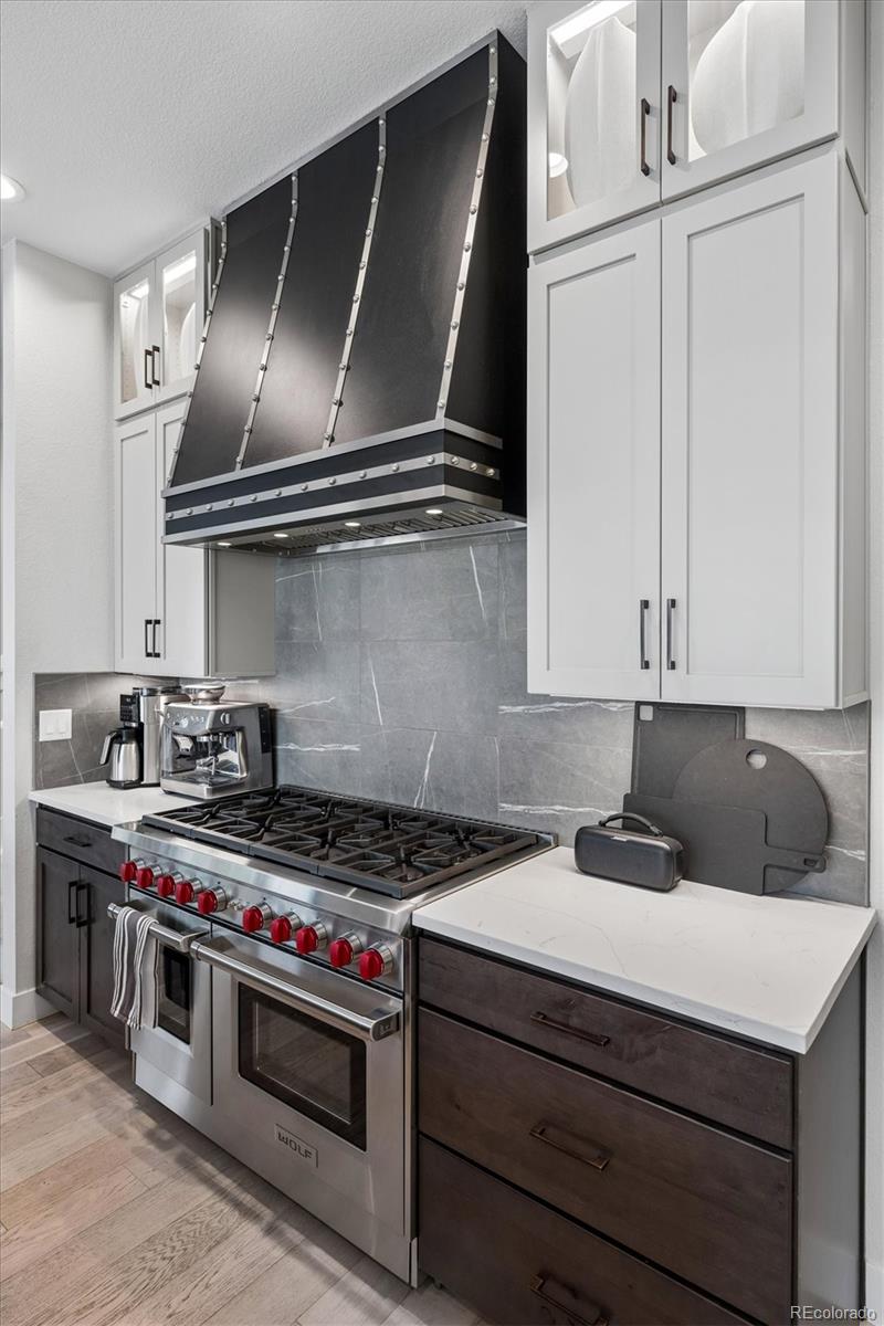 MLS Image #10 for 888 s valentia street,denver, Colorado
