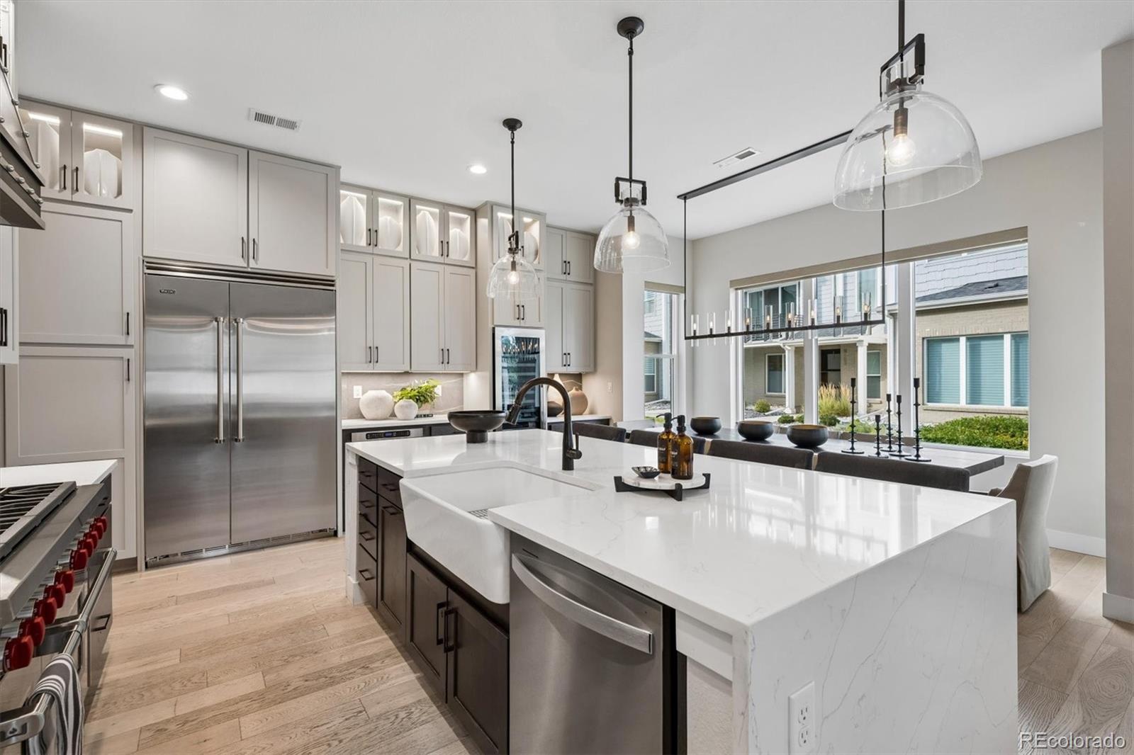 MLS Image #11 for 888 s valentia street,denver, Colorado